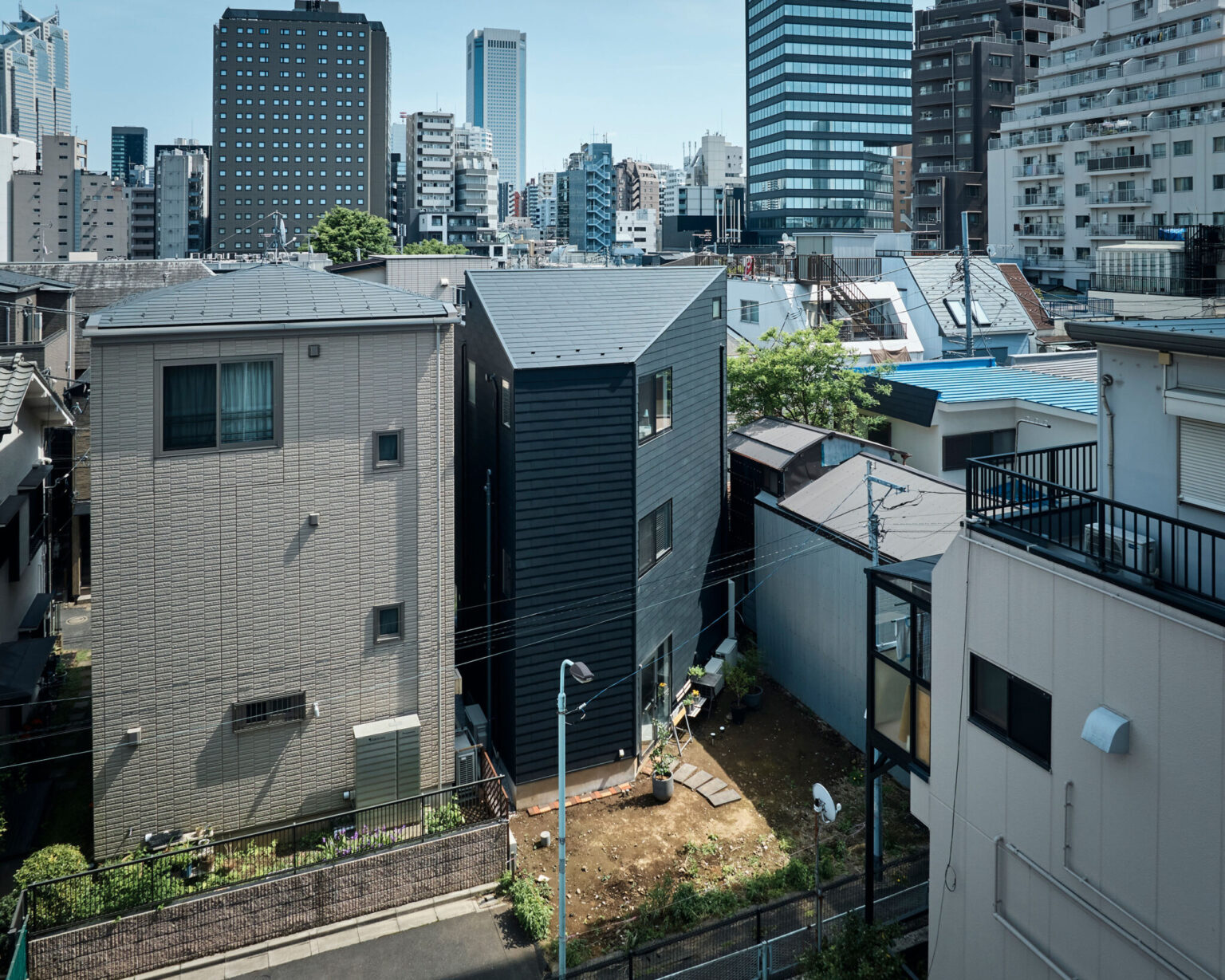 Gallery House designed by MOSAIC DESIGN Inc. Ko Nakamura 中村航 住宅 設計 建築家